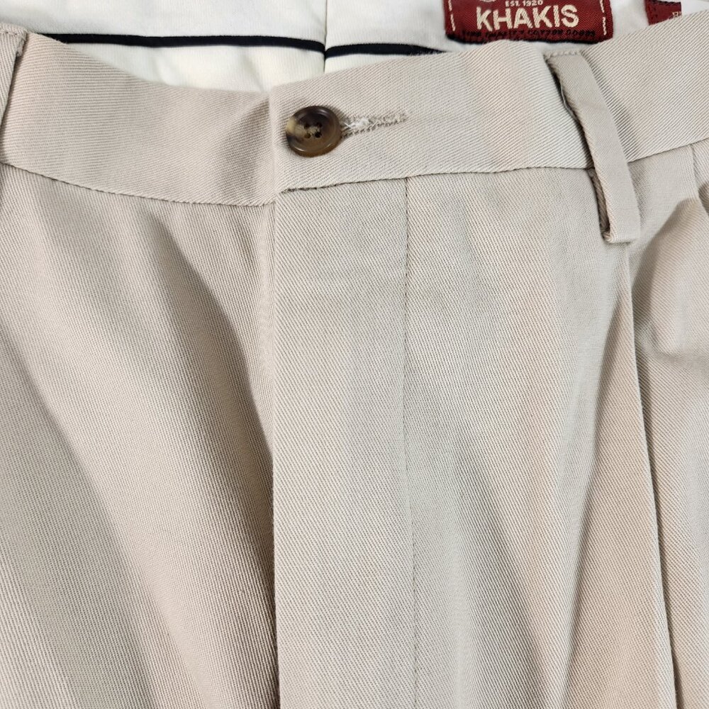 Eddie Bauer Nano-Care Relaxed Fit Khaki Pants Men’s Sz 36 (Actual 34) Pleated - Picture 6 of 12